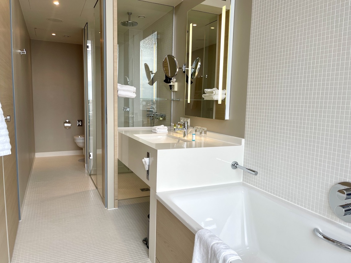 Hamburg - The Westin Hamburg - GenussReise.blog