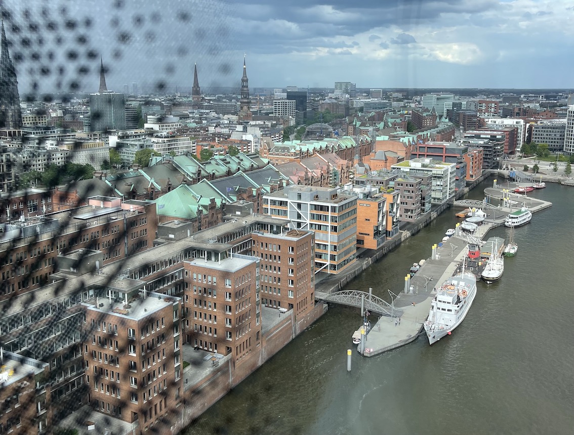 Elbphilharmonie - The Westin Hamburg - GenussReise.blog