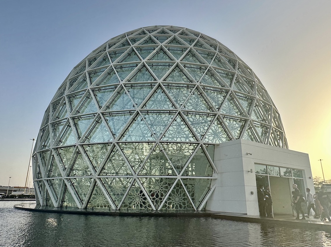 Abu Dhabi Roadtrip - GenussReise.blog