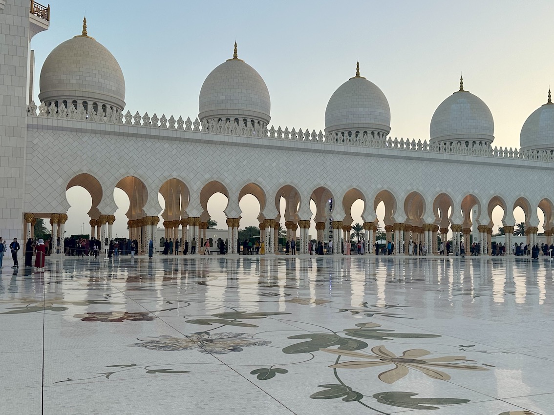 Abu Dhabi Roadtrip - GenussReise.blog