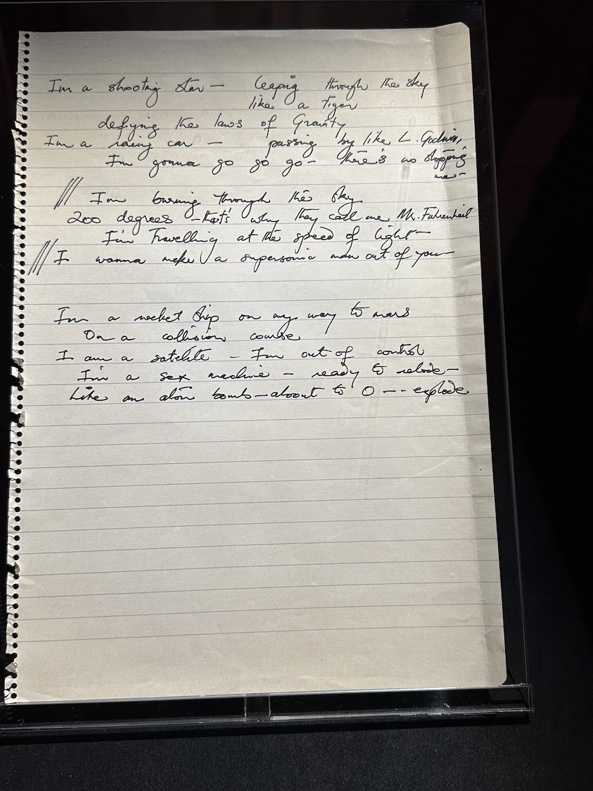 Freddie Mercury – a world of his own - GenussReise.blog