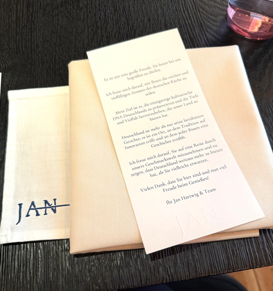 Restaurant JAN München - GenussReise.blog